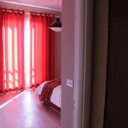 Apartment Sunny Overlooking *
