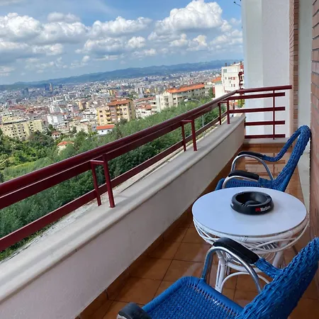 Apartment Sunny Overlooking